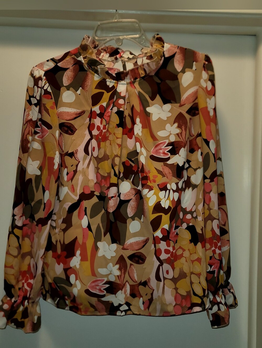 Womens Multicolor Floral Print Ruffle Neck Blouse